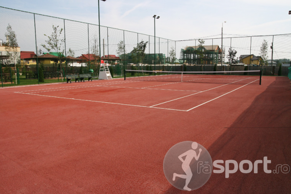Viva Club teren de tenis in Galati
